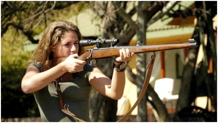 Фотоальбом "Девушки с пушками" - Girls and Guns. Часть 3 Фотоальбом "Девушки с пушками" - Girls and Guns. Часть 3