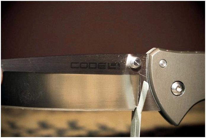 Cold Steel Code 4 Tanto. Вежливый серый нож Cold Steel Code 4 Tanto. Вежливый серый нож