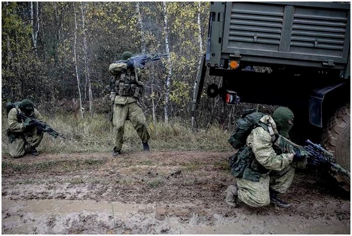 Всегда впереди. Фоторепортаж с проверки 45-й бригады ВДВ