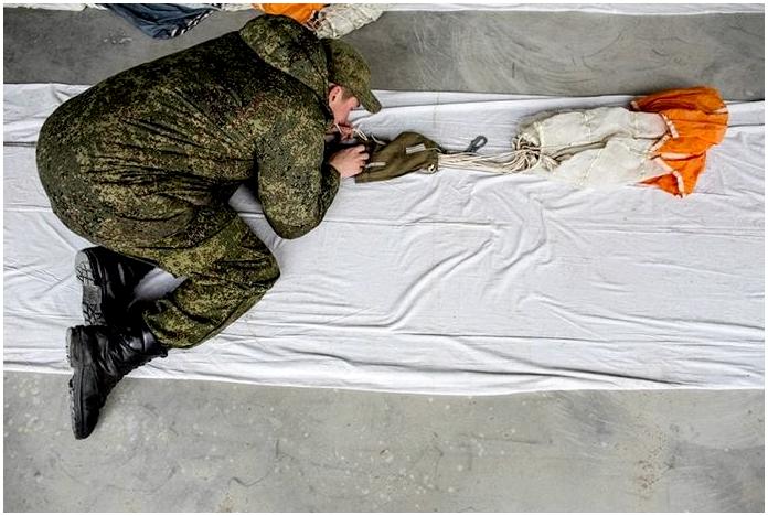 Всегда впереди. Фоторепортаж с проверки 45-й бригады ВДВ Всегда впереди. Фоторепортаж с проверки 45-й бригады ВДВ