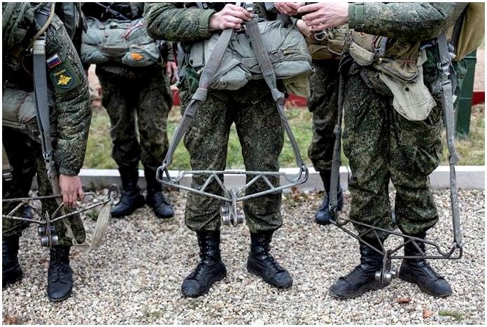Всегда впереди. Фоторепортаж с проверки 45-й бригады ВДВ Всегда впереди. Фоторепортаж с проверки 45-й бригады ВДВ
