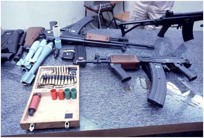 IMI Galil: Галили или калашников от Балашникова IMI Galil: Галили или калашников от Балашникова