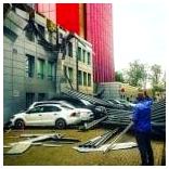 11 погибших при урагане в Москве: Бездействие МЧС или халатность граждан? 11 погибших при урагане в Москве: Бездействие МЧС или халатность граждан?