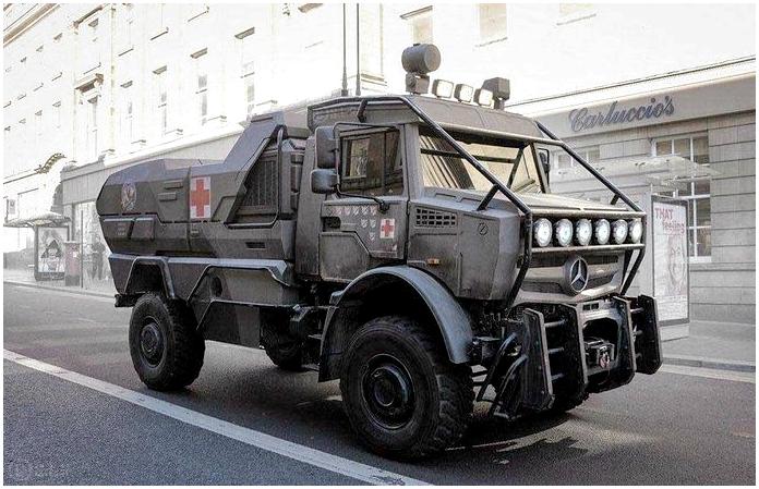 Универсальный грузовик-вездеход Mercedes-Benz Unimog Универсальный грузовик-вездеход Mercedes-Benz Unimog