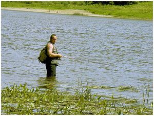 Летом на быстрой воде