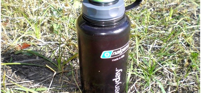 Бутылка Nalgene Wide Mouth Everyday 2178-2025, описание и характеристики, обзор и применение в полевых условиях.