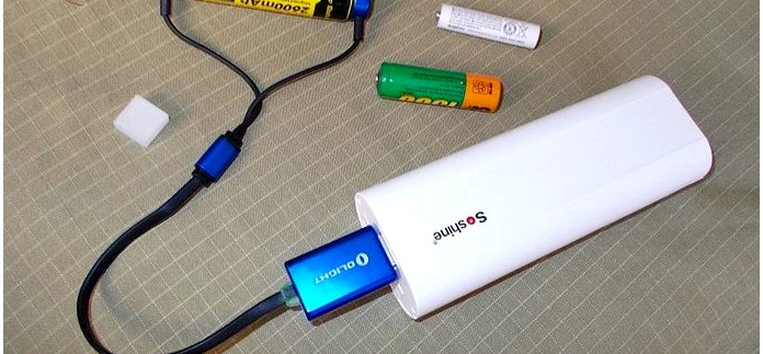 Универсальное зарядное устройство Olight UC Magnetic USB Charger для Li-ion, Ni-Mh, Ni-Cd аккумуляторов, характеристики и функциональность, обзор.