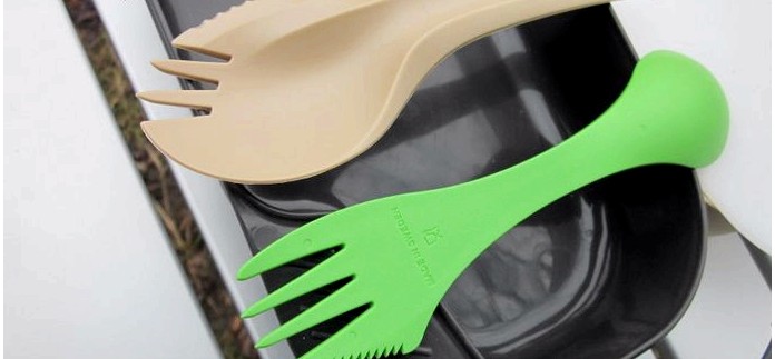 Комбинированная ложка Light My Fire Spork Original с вилкой и ножом, чехол Sporks 8217;n Case, сравнение с гибридной ложкой Wildo Spork и ложковилкой Fire-Maple FMT-831, обзор.