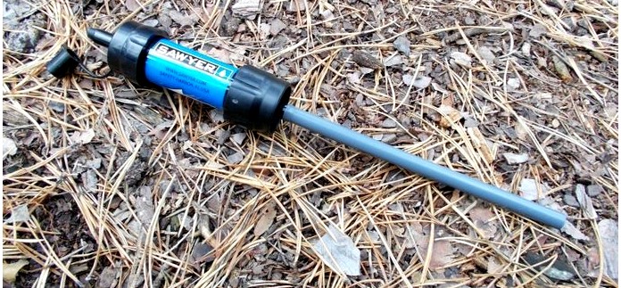 Обзор компактного походного фильтра Sawyer Mini Water Filter для очистки воды в полевых условиях, устройство, характеристики, применение, очистка.