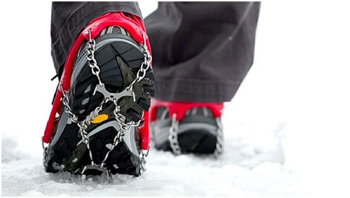 Crampons vs Microspikes: прохождение снега